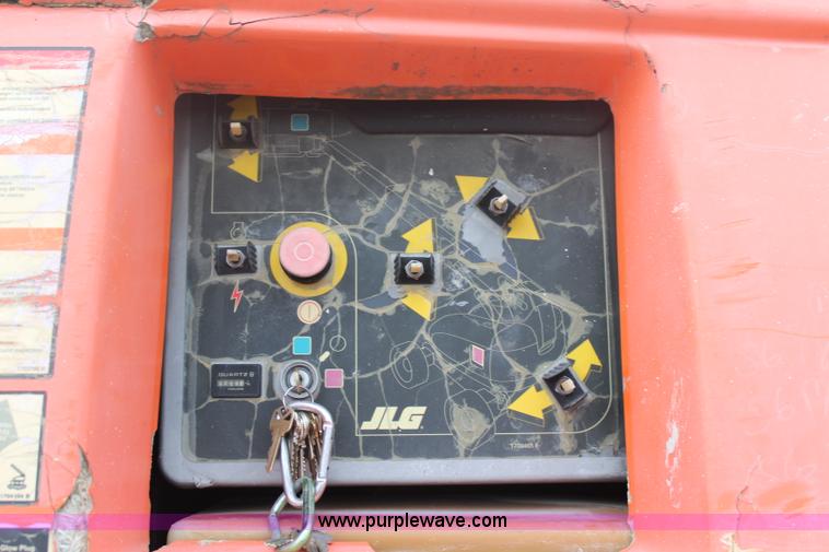 image for item J4580 1999 JLG 600S boom lift