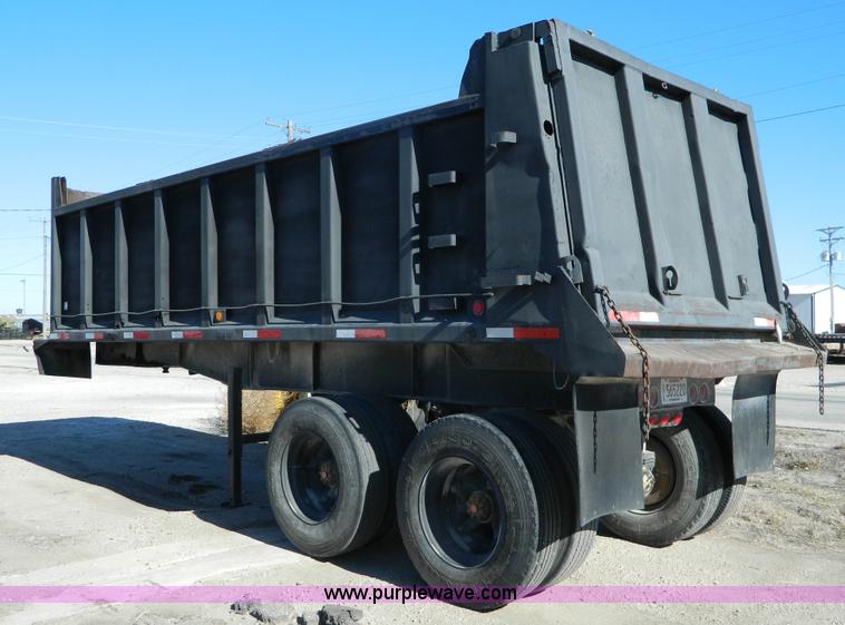 image for item J5164 1982 Cleg dump trailer