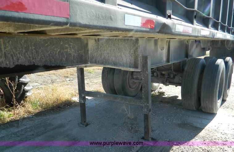image for item J5164 1982 Cleg dump trailer