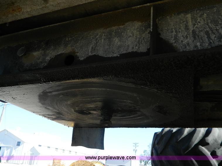 image for item J5164 1982 Cleg dump trailer