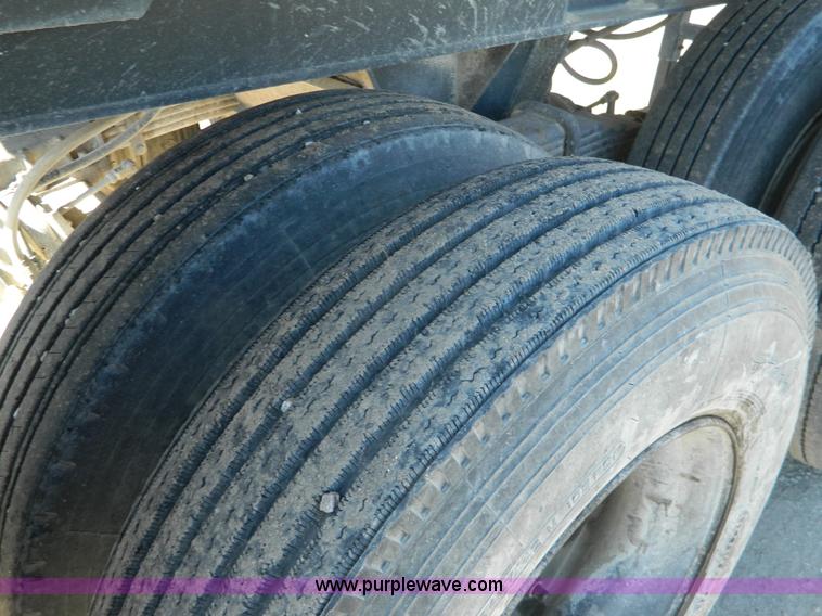 image for item J5164 1982 Cleg dump trailer