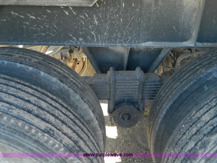 image for item J5164 1982 Cleg dump trailer