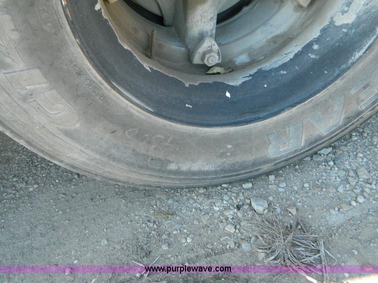 image for item J5164 1982 Cleg dump trailer