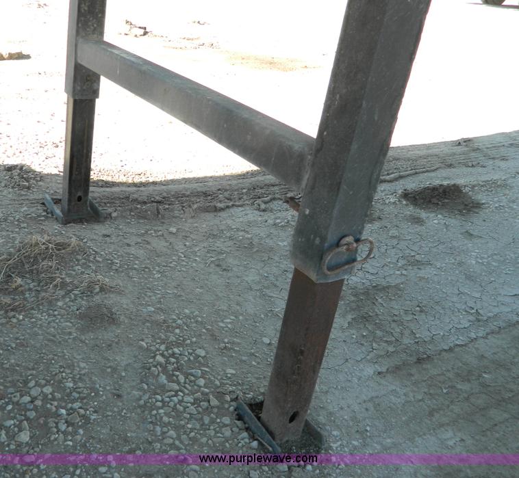 image for item J5164 1982 Cleg dump trailer