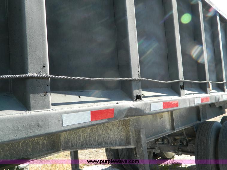 image for item J5164 1982 Cleg dump trailer