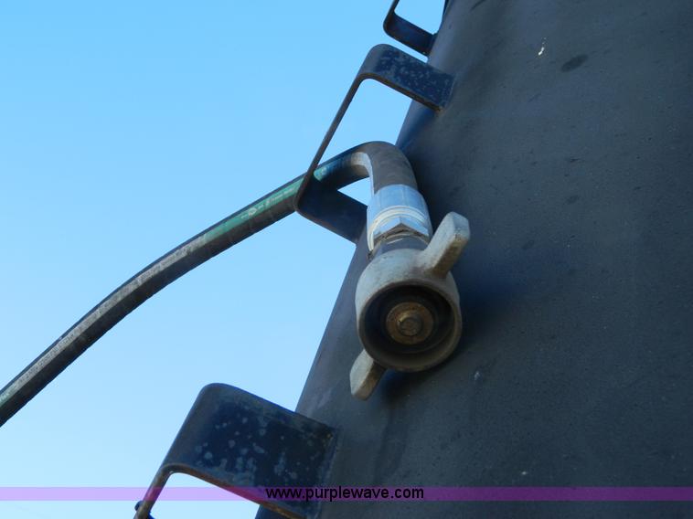 image for item J5164 1982 Cleg dump trailer