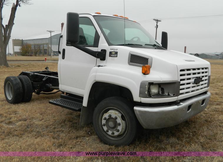 image for item J5166 2009 Chevrolet C4500 truck cab and chassis