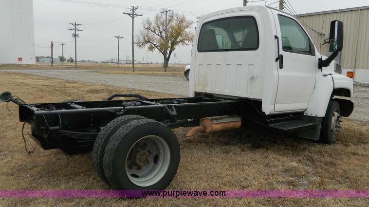 image for item J5166 2009 Chevrolet C4500 truck cab and chassis