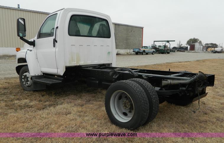 image for item J5166 2009 Chevrolet C4500 truck cab and chassis