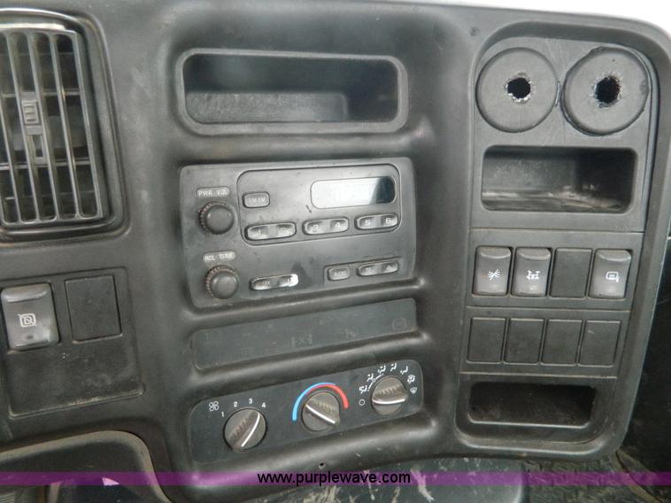 image for item J5166 2009 Chevrolet C4500 truck cab and chassis