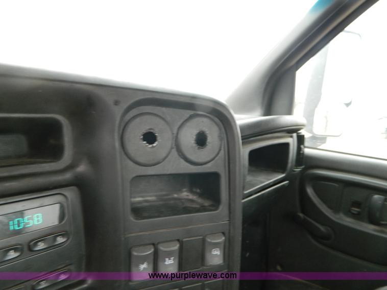 image for item J5166 2009 Chevrolet C4500 truck cab and chassis