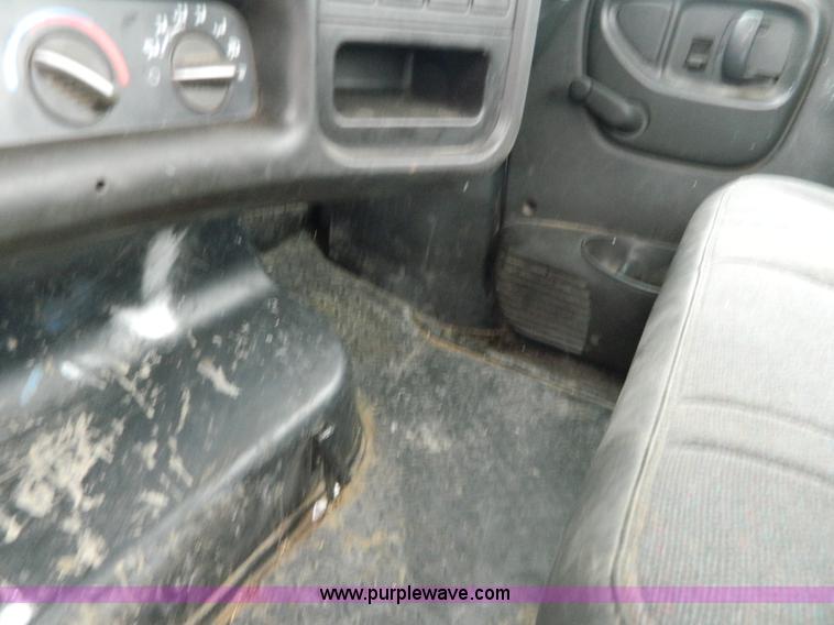 image for item J5166 2009 Chevrolet C4500 truck cab and chassis