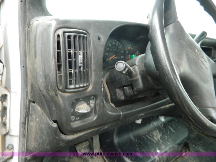 image for item J5166 2009 Chevrolet C4500 truck cab and chassis