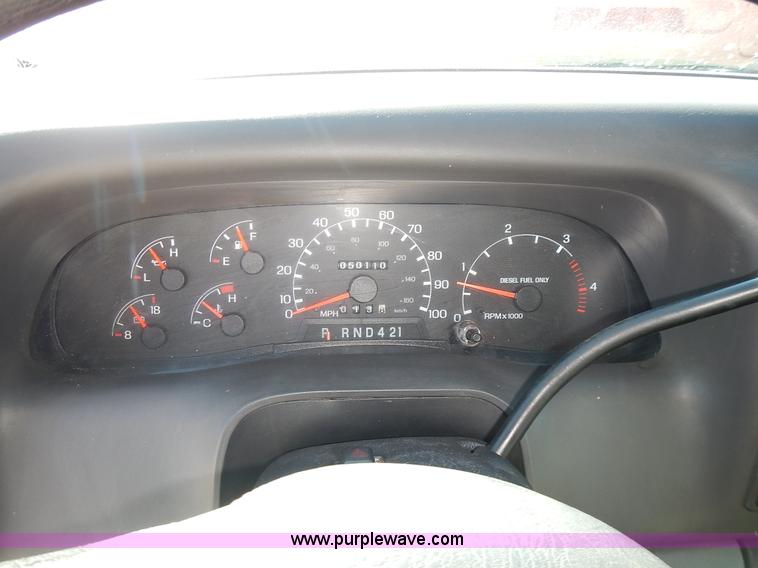 image for item J6342 2006 Ford F750 Super Duty XL dump truck