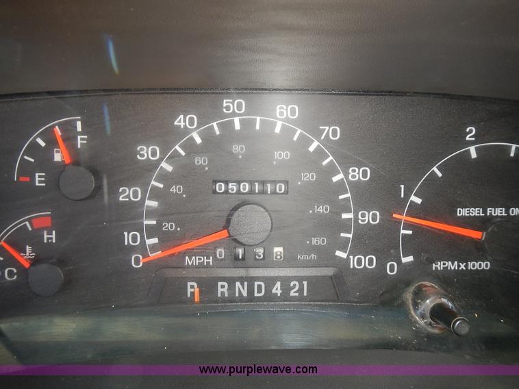 image for item J6342 2006 Ford F750 Super Duty XL dump truck