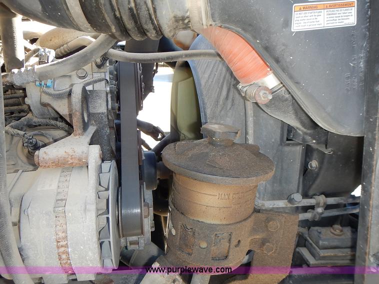 image for item J6342 2006 Ford F750 Super Duty XL dump truck