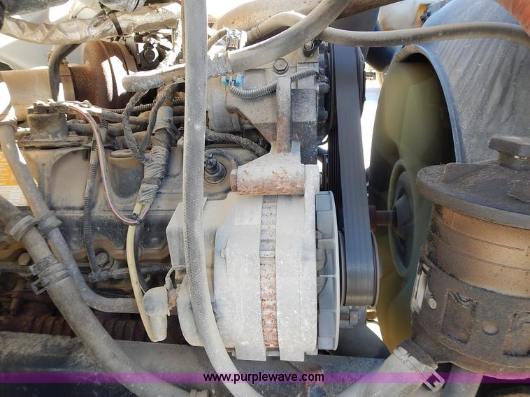 image for item J6342 2006 Ford F750 Super Duty XL dump truck