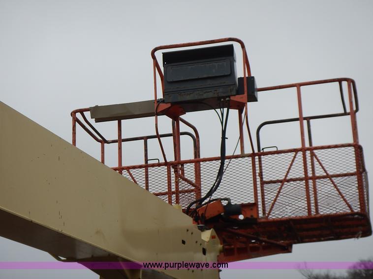 image for item J6345 1999 JLG 80HX boom lift