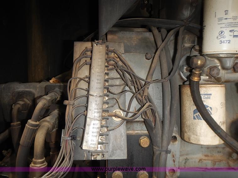 image for item J6345 1999 JLG 80HX boom lift