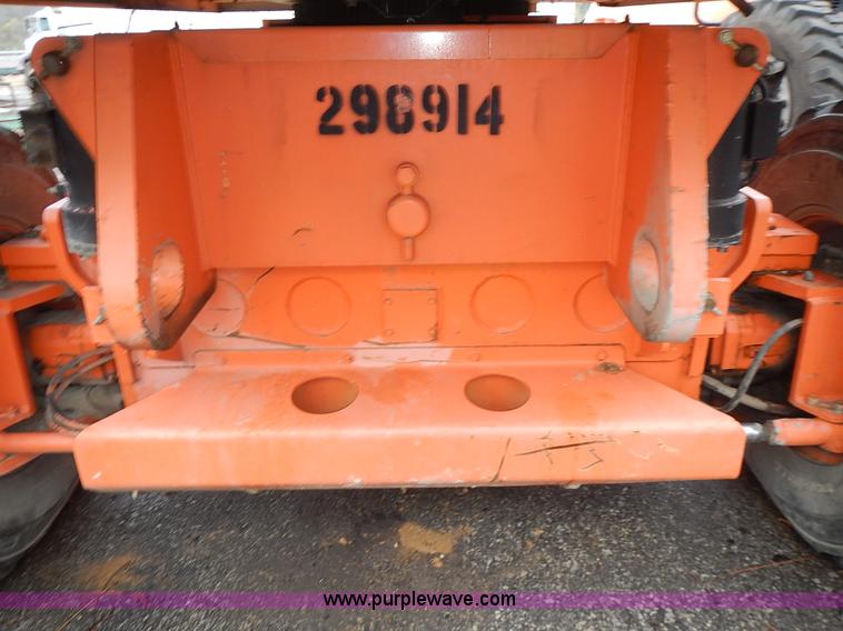 image for item J6345 1999 JLG 80HX boom lift