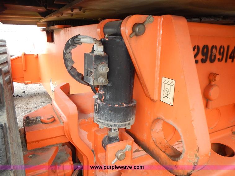 image for item J6345 1999 JLG 80HX boom lift
