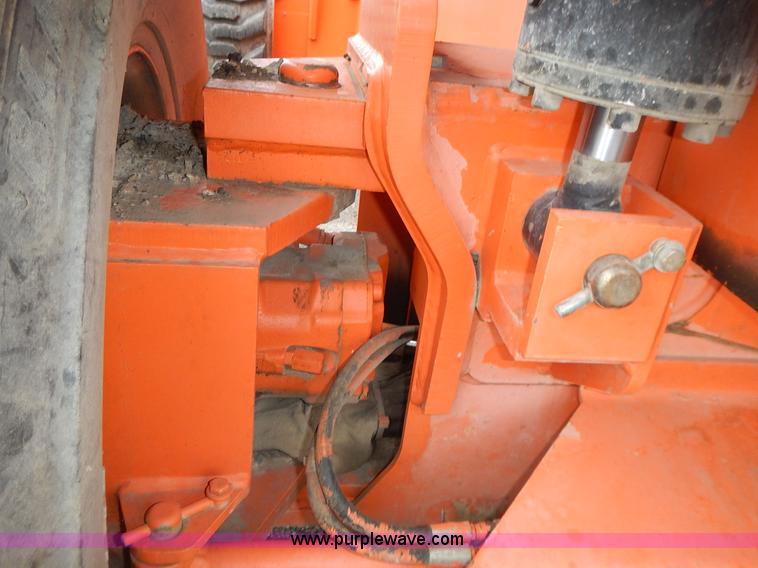 image for item J6345 1999 JLG 80HX boom lift