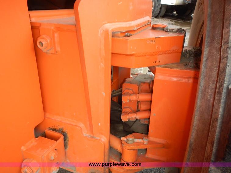 image for item J6345 1999 JLG 80HX boom lift