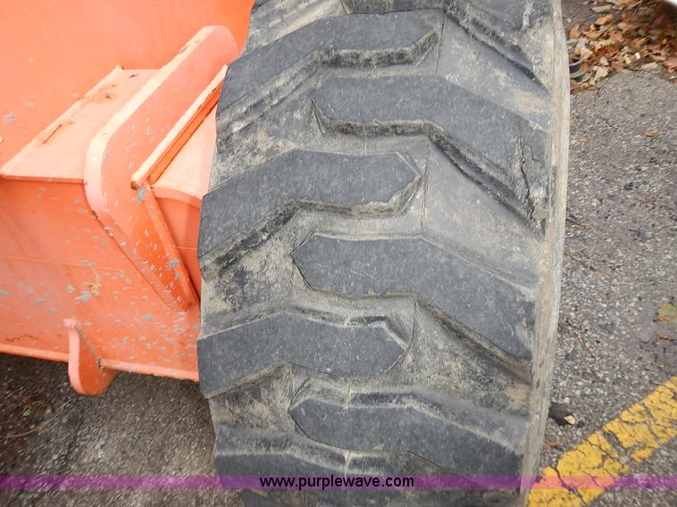 image for item J6345 1999 JLG 80HX boom lift