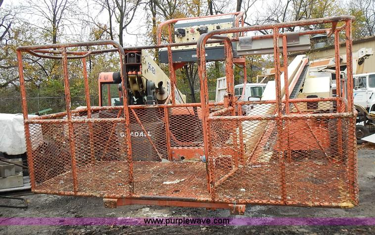 image for item J6345 1999 JLG 80HX boom lift