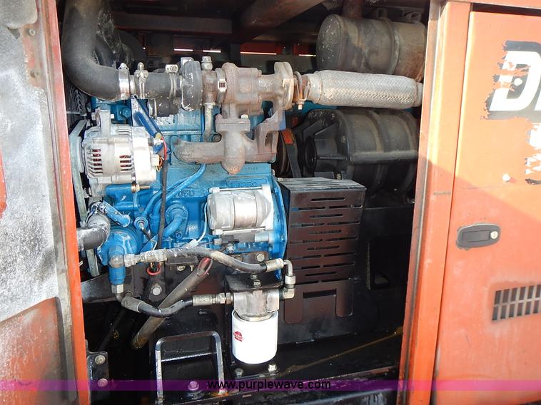 image for item J6368 2009 Ditch Witch FX30 vacuum excavator