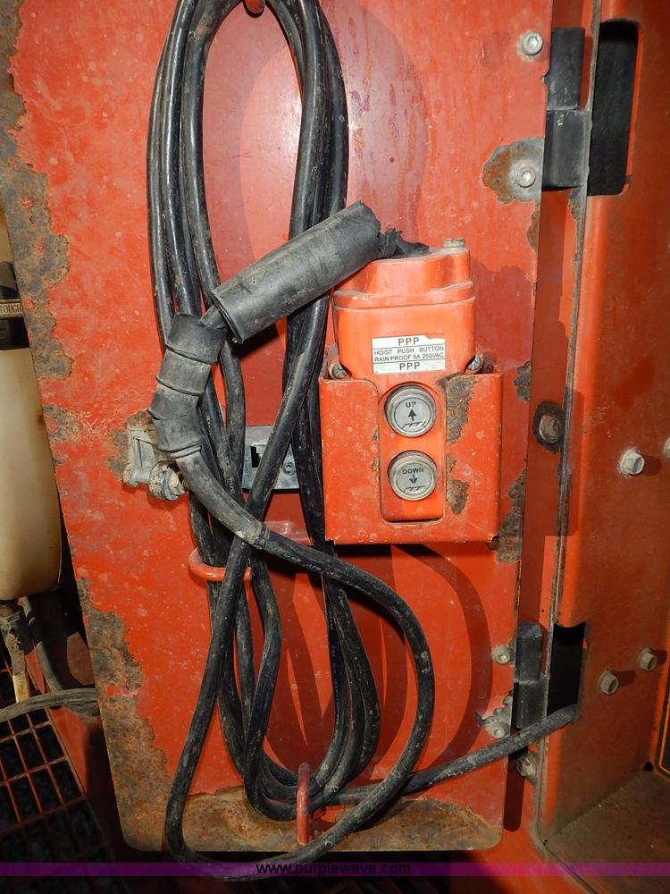 image for item J6368 2009 Ditch Witch FX30 vacuum excavator