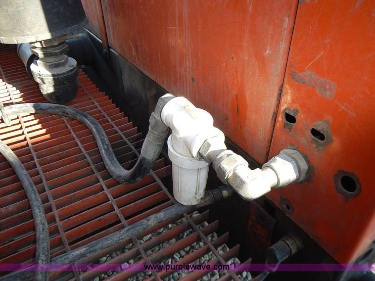 image for item J6368 2009 Ditch Witch FX30 vacuum excavator