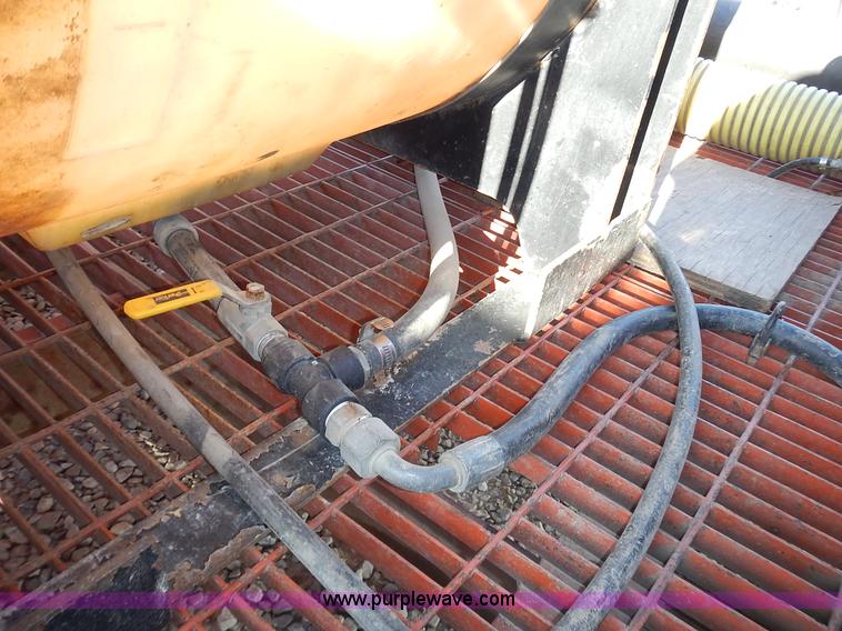 image for item J6368 2009 Ditch Witch FX30 vacuum excavator