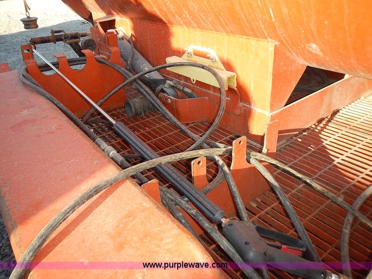 image for item J6368 2009 Ditch Witch FX30 vacuum excavator