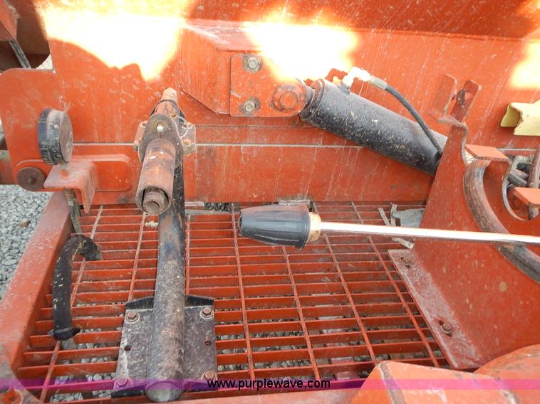 image for item J6368 2009 Ditch Witch FX30 vacuum excavator