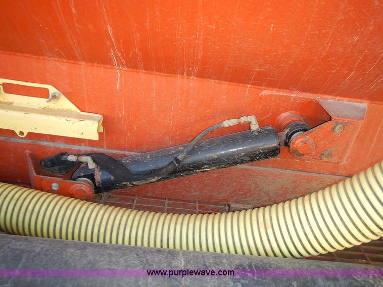 image for item J6368 2009 Ditch Witch FX30 vacuum excavator