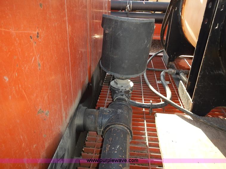 image for item J6368 2009 Ditch Witch FX30 vacuum excavator