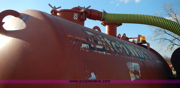 image for item J6368 2009 Ditch Witch FX30 vacuum excavator