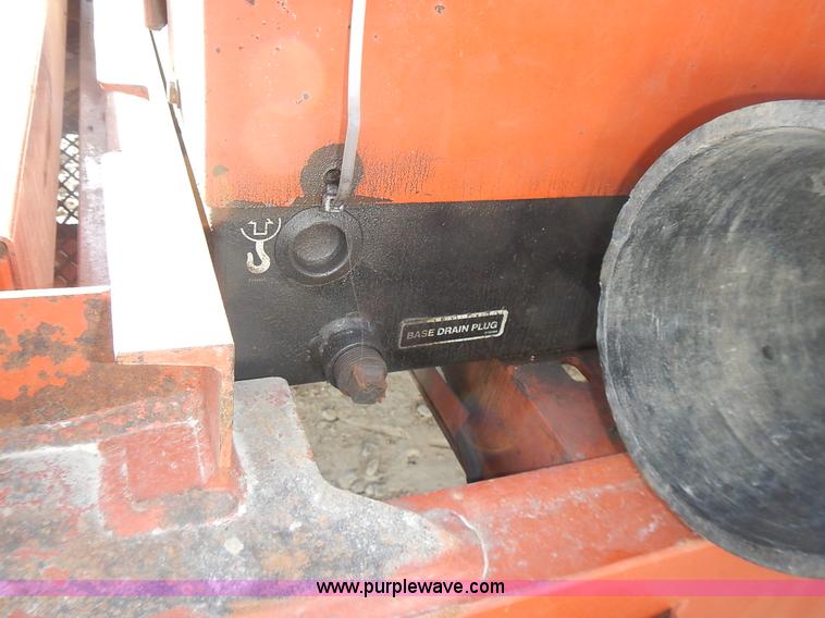 image for item J6368 2009 Ditch Witch FX30 vacuum excavator
