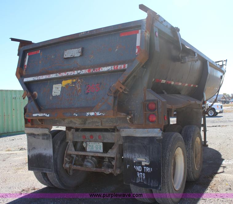 image for item J7736 1999 Travis HRS end dump trailer