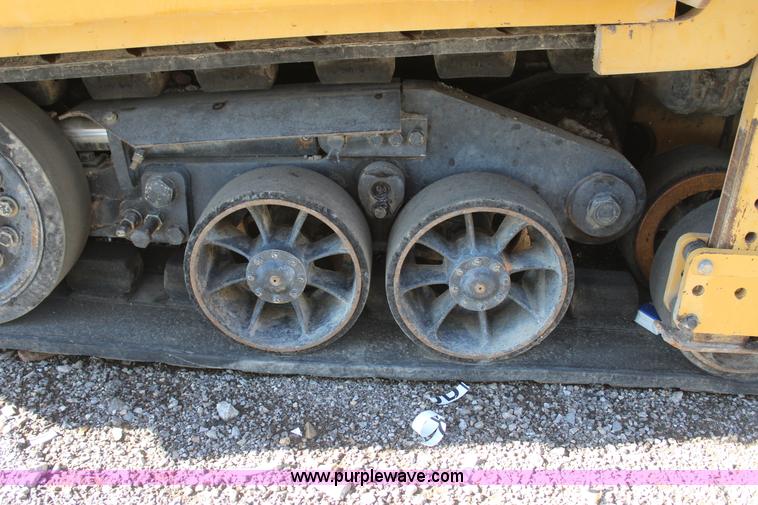 image for item J7746 Caterpillar AP-1055B paver