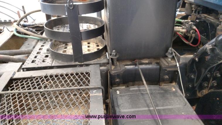 image for item K1215 2002 Sterling L9500 semi truck