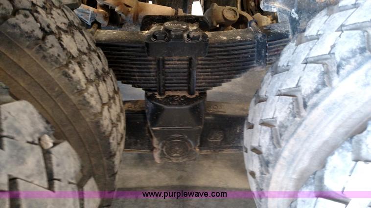 image for item K1215 2002 Sterling L9500 semi truck