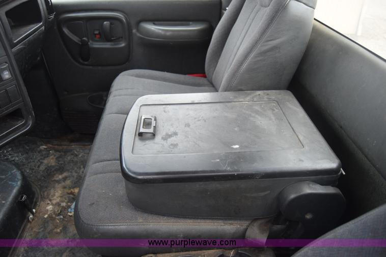 image for item K4901 2007 Chevrolet C4500 truck cab and chassis