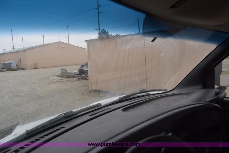 image for item K4901 2007 Chevrolet C4500 truck cab and chassis