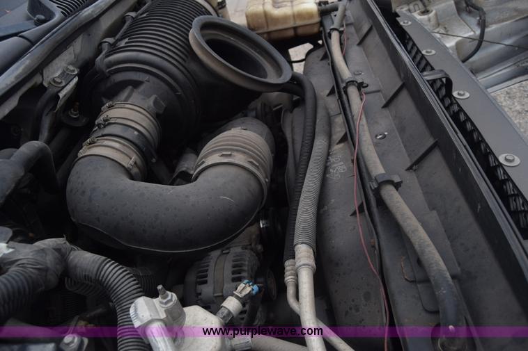 image for item K4901 2007 Chevrolet C4500 truck cab and chassis