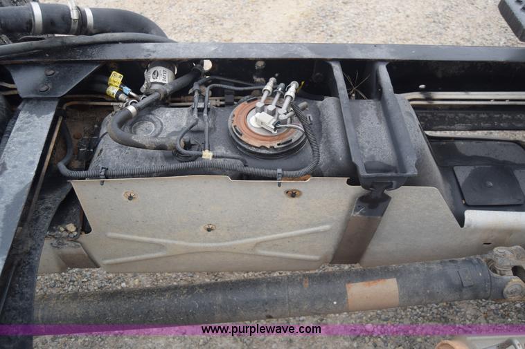 image for item K4901 2007 Chevrolet C4500 truck cab and chassis