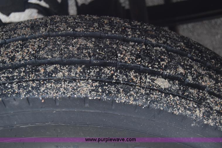 image for item K4901 2007 Chevrolet C4500 truck cab and chassis