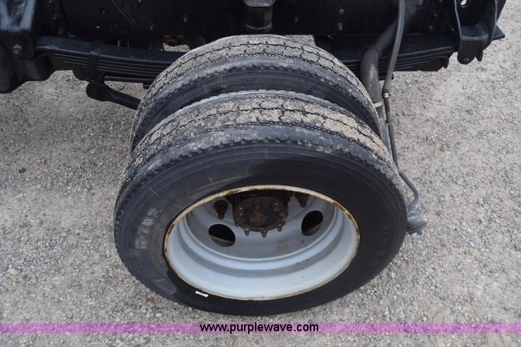 image for item K4901 2007 Chevrolet C4500 truck cab and chassis