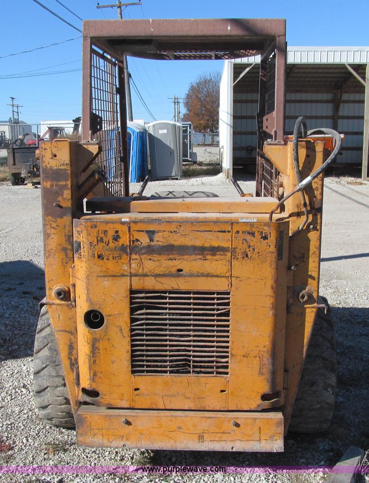image for item L1823 1979 Case 1830 skid steer